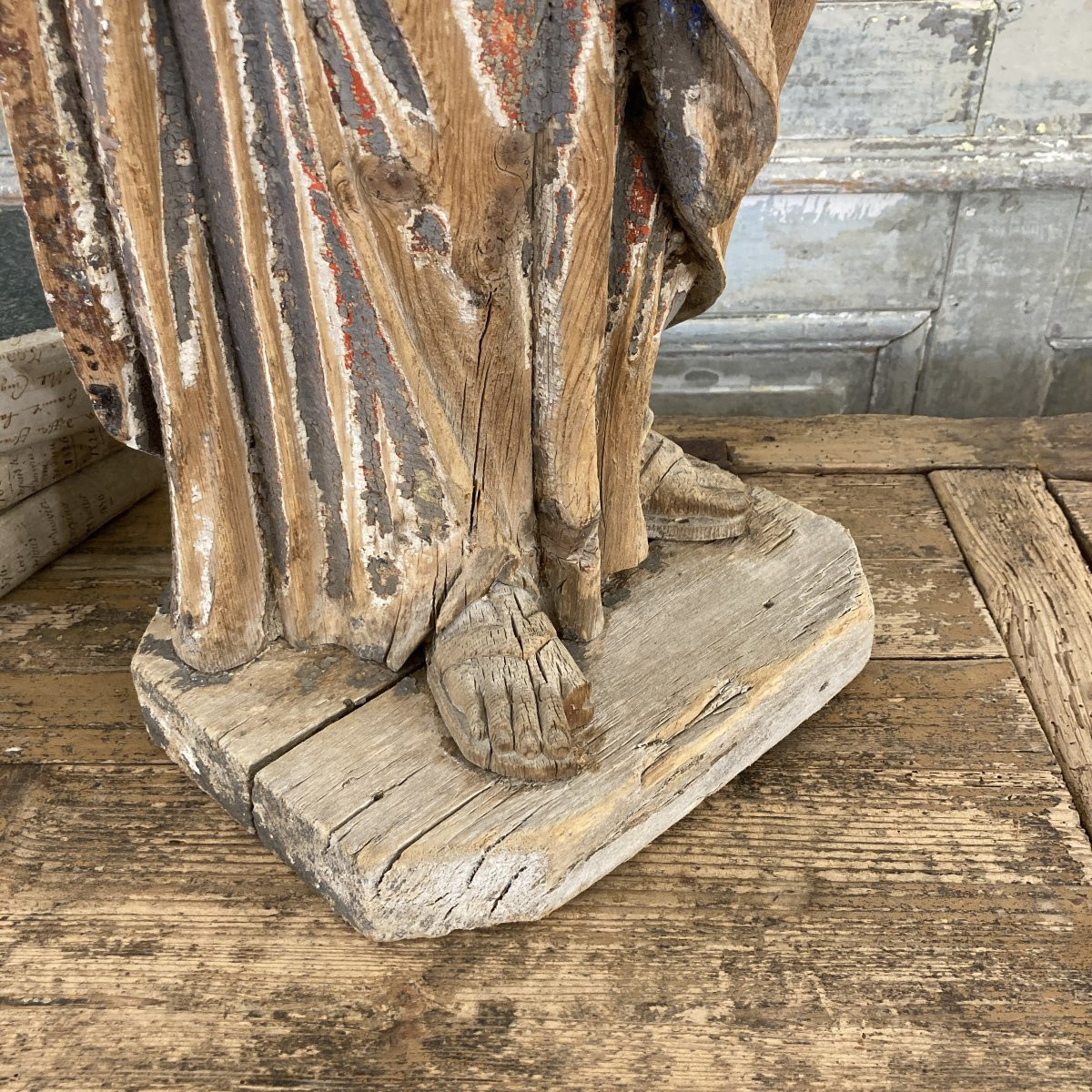 Saint en bois sculpté polychrome XVIIIe-photo-1