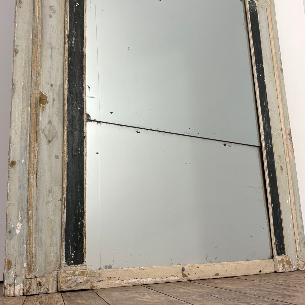 Large Consulat Period Mirror-photo-2