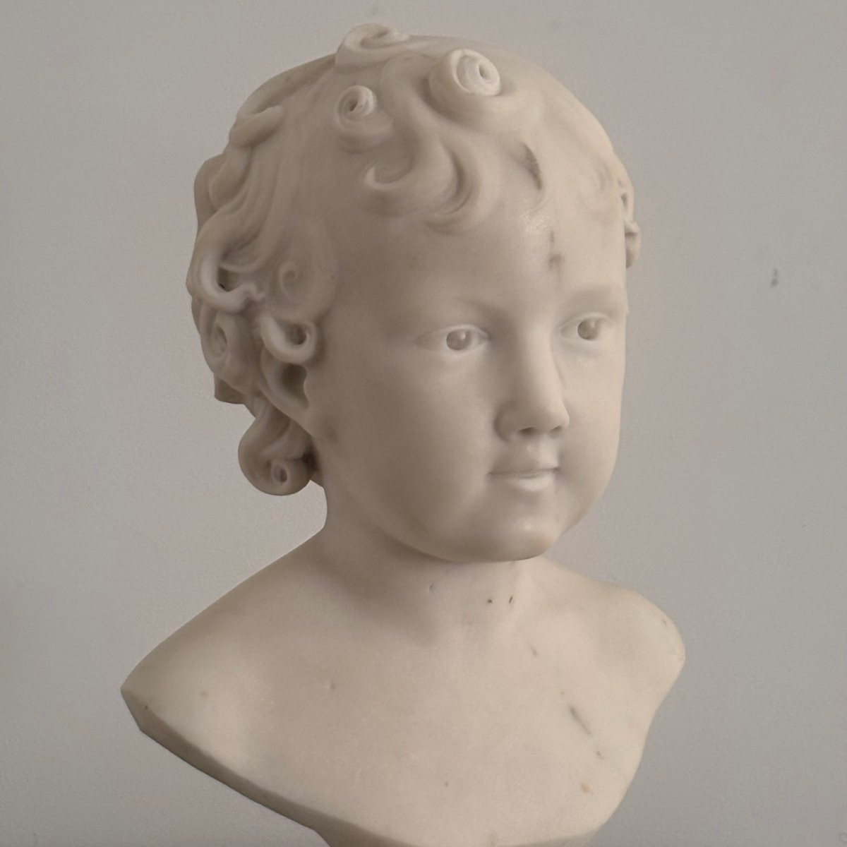 Buste d'enfant en marbre de Carrare XIXe-photo-4