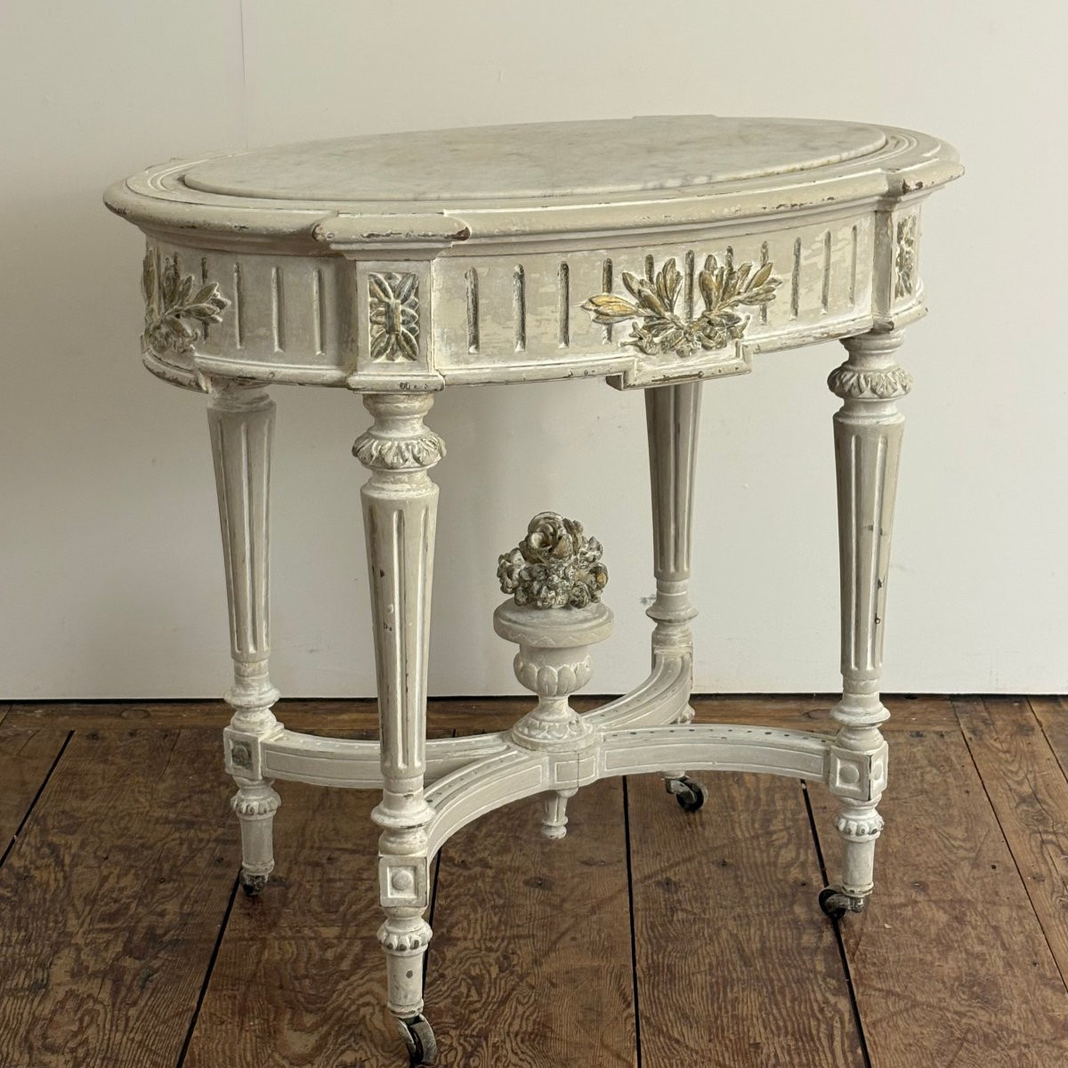 Louis XVI Style Middle Table-photo-8