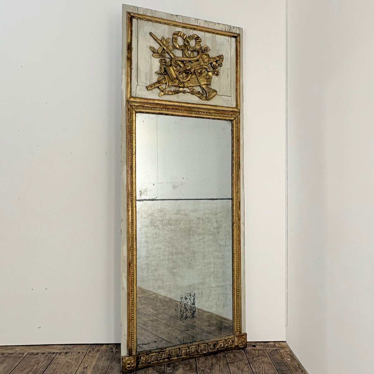 Louis XVI-era Mirror-photo-2