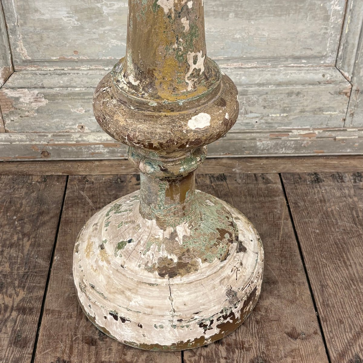 Large 18th-century Candleholder-photo-2