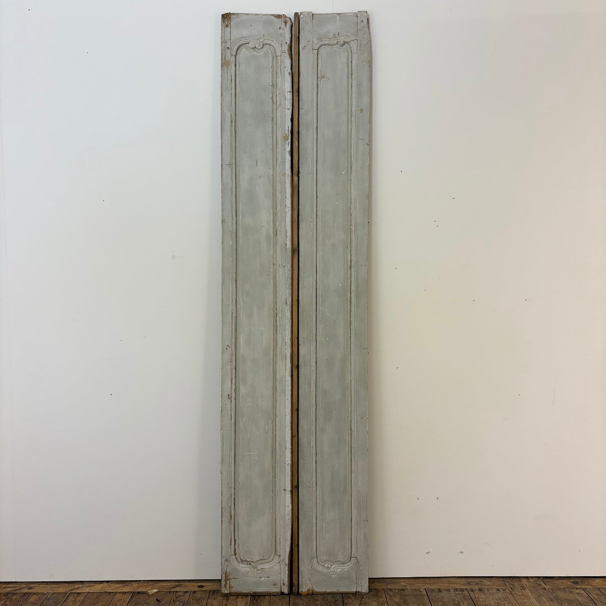 Deux panneaux de boiserie XVIIIe