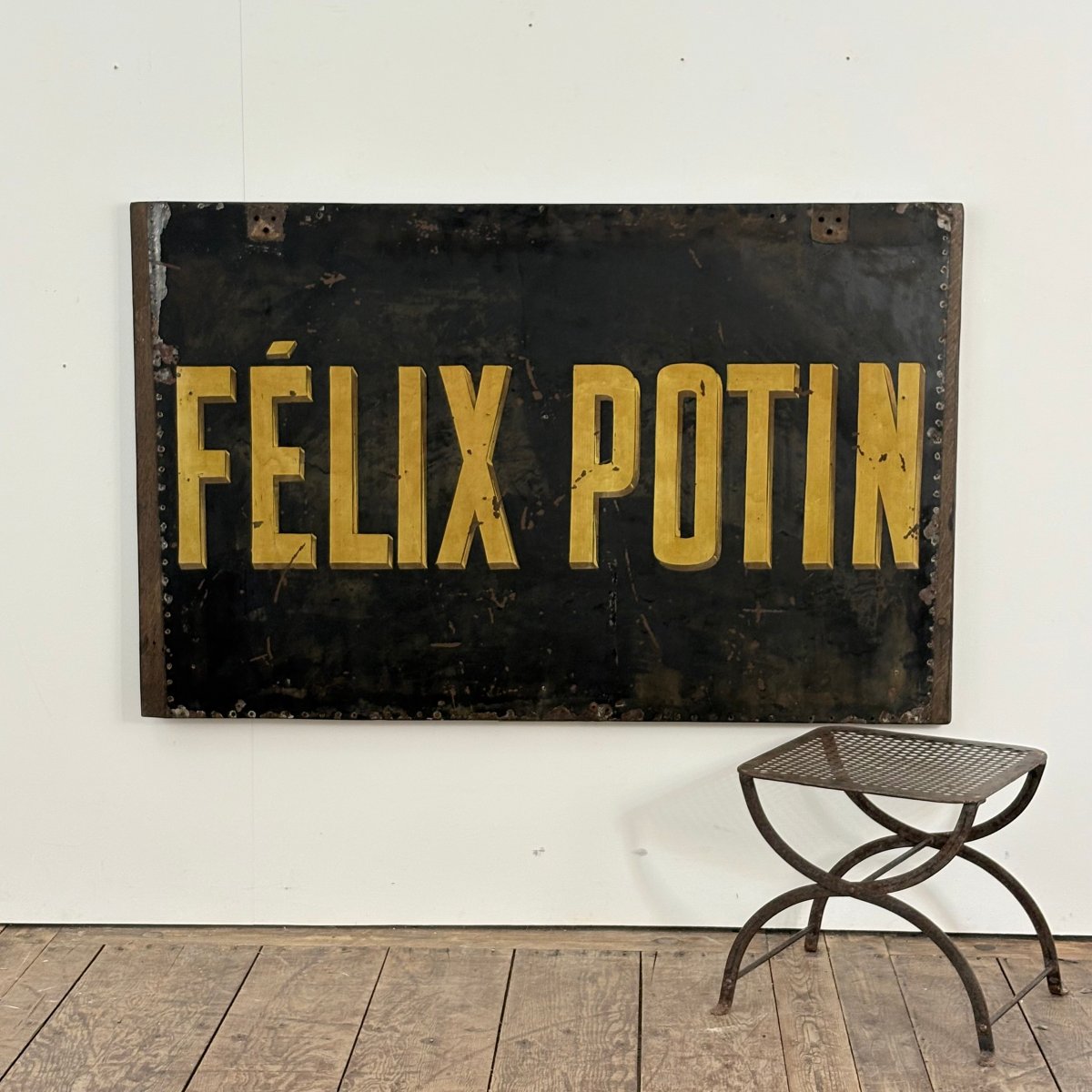 Enseigne en tôle peinte FELIX POTIN