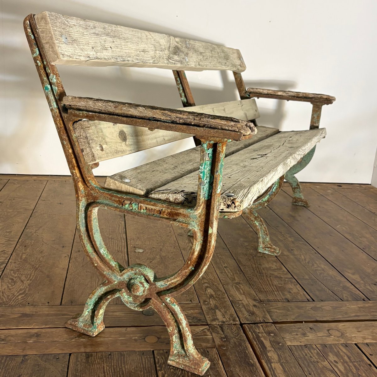 Banc de jardin en fonte  à pieds curule XIXe-photo-4