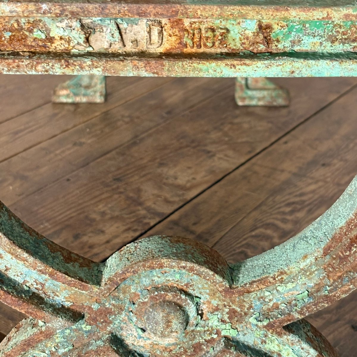 Banc de jardin en fonte  à pieds curule XIXe-photo-3
