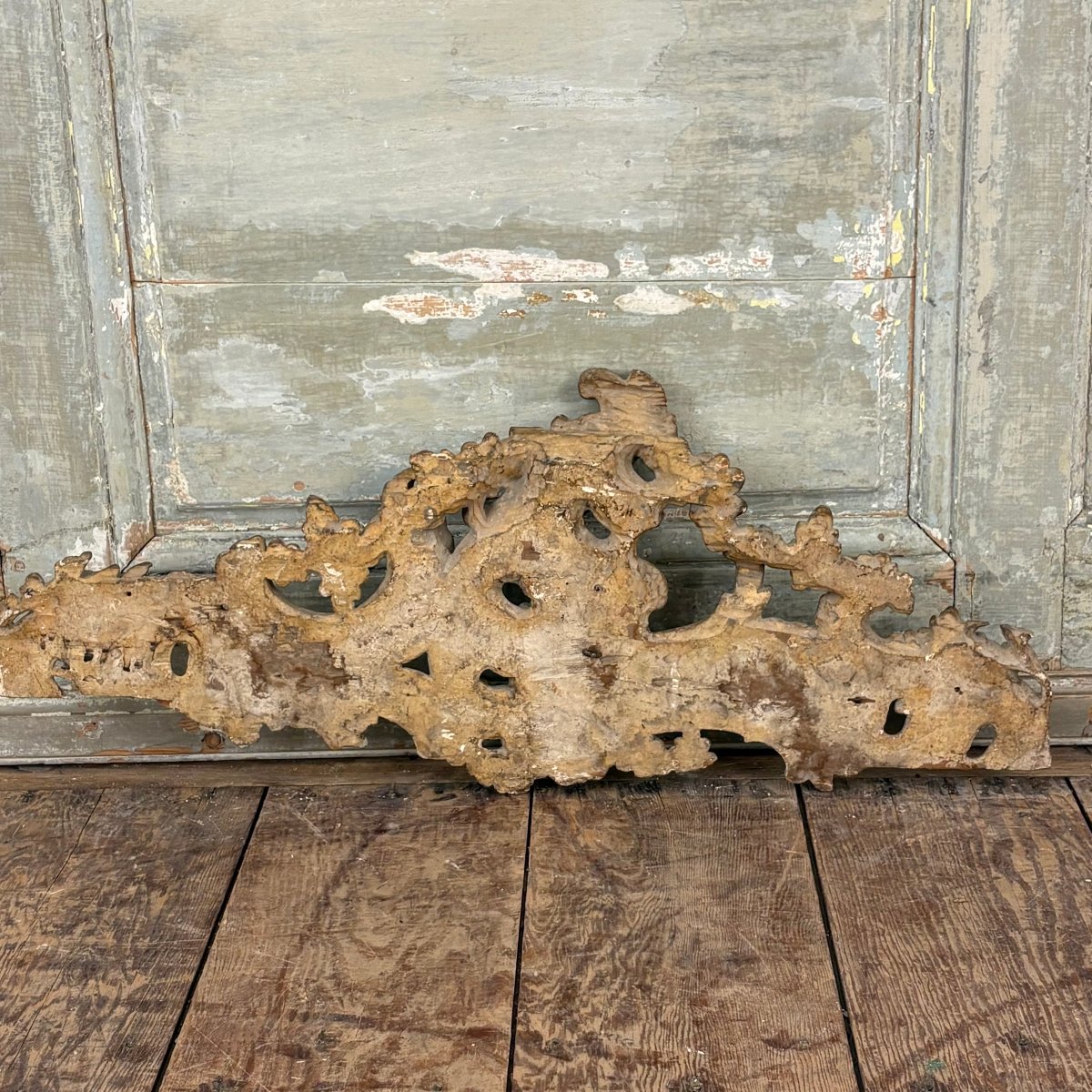 18th-century Gilded Carved Wood Paneling Element-photo-2