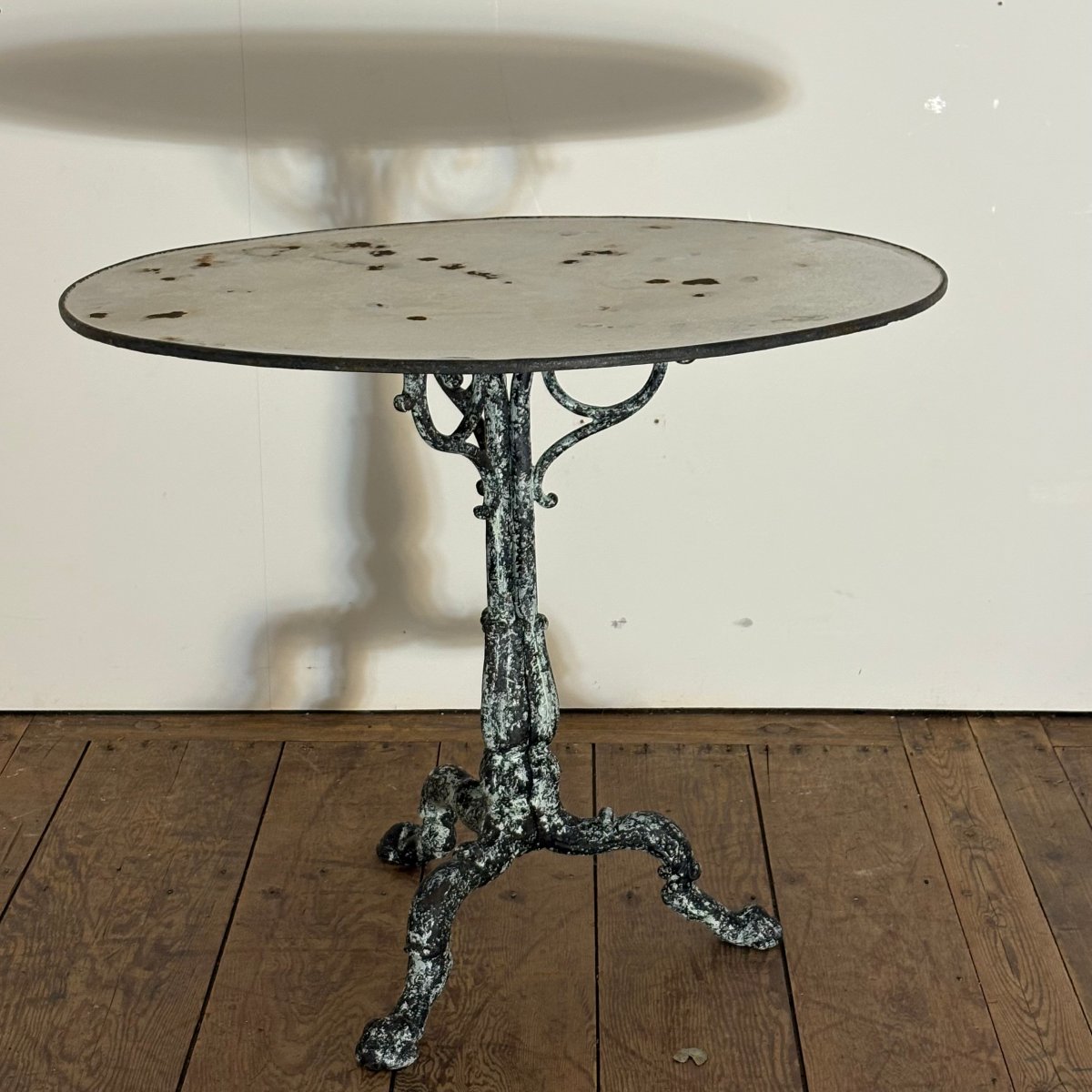 19th-century Cast-iron Side Table-photo-1