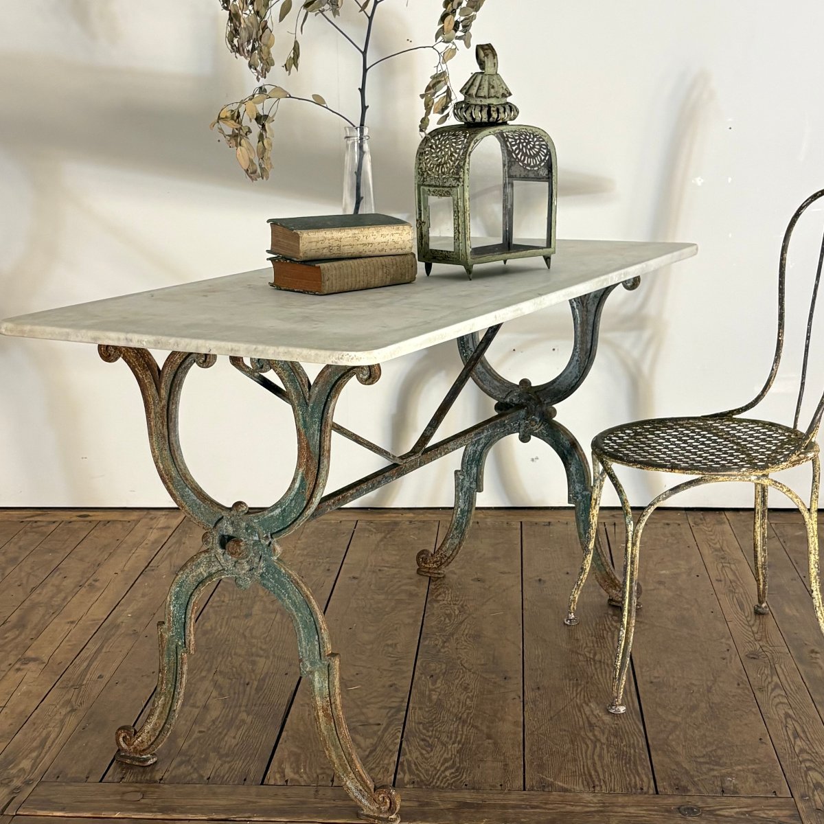 Grande table bistrot en fonte XIXe