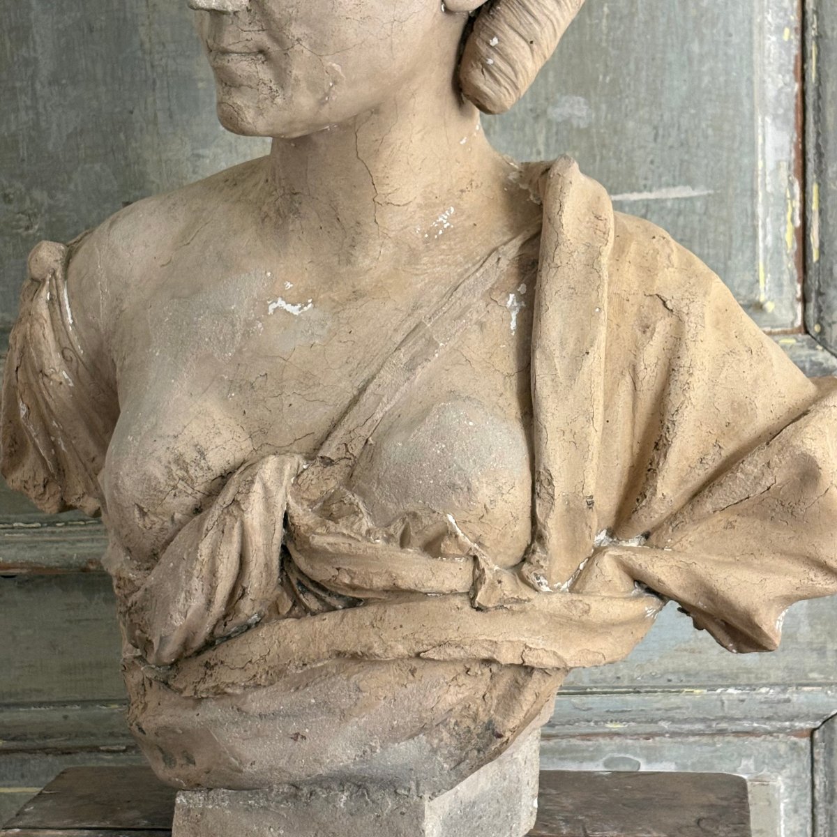 18th-century Terracotta Bust Of A Young Woman-photo-4