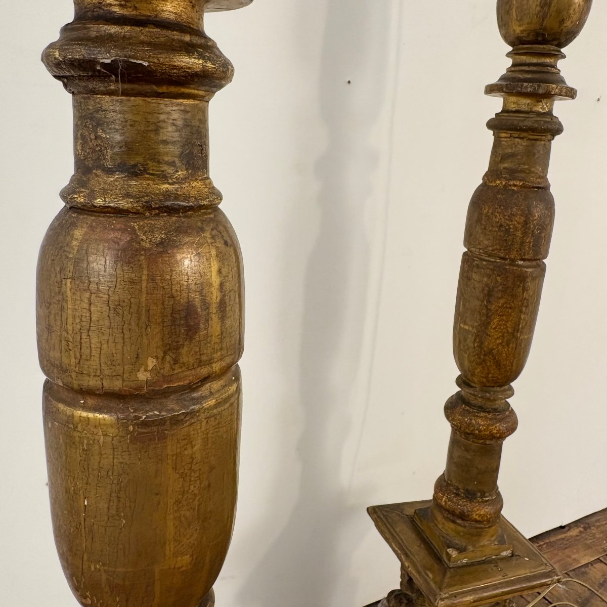 Pair Of Large 17th-century Gilded Wooden Candelabras-photo-3