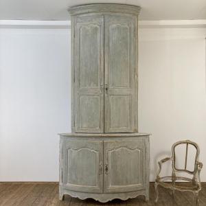 Grande encoignure de boiserie XVIII eme
