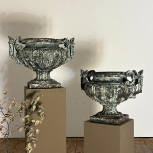 Paire de vases en fonte XIX