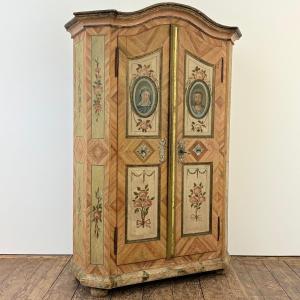 Petite armoire Alsacienne fin XVIIIe