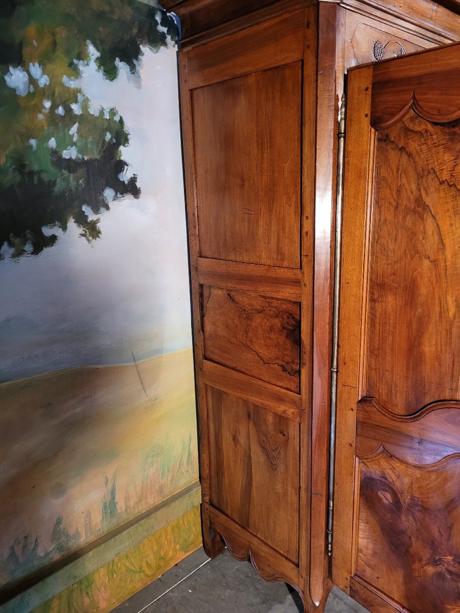 Small Louis XV Wardrobe In Walnut-photo-3