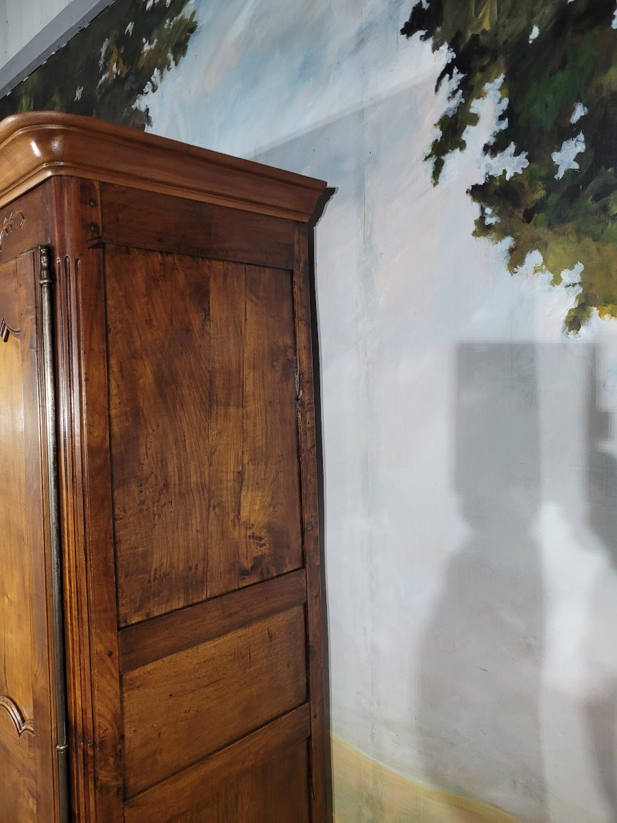 Small Louis XV Style Cherrywood Bonnetière-photo-3