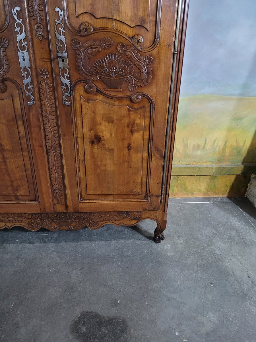 Louis XV Style Wardrobe With A Gendarme's Hat In Cherry Wood-photo-2