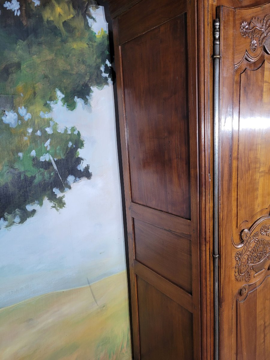 Louis XV Style Wardrobe With A Gendarme's Hat In Cherry Wood-photo-7