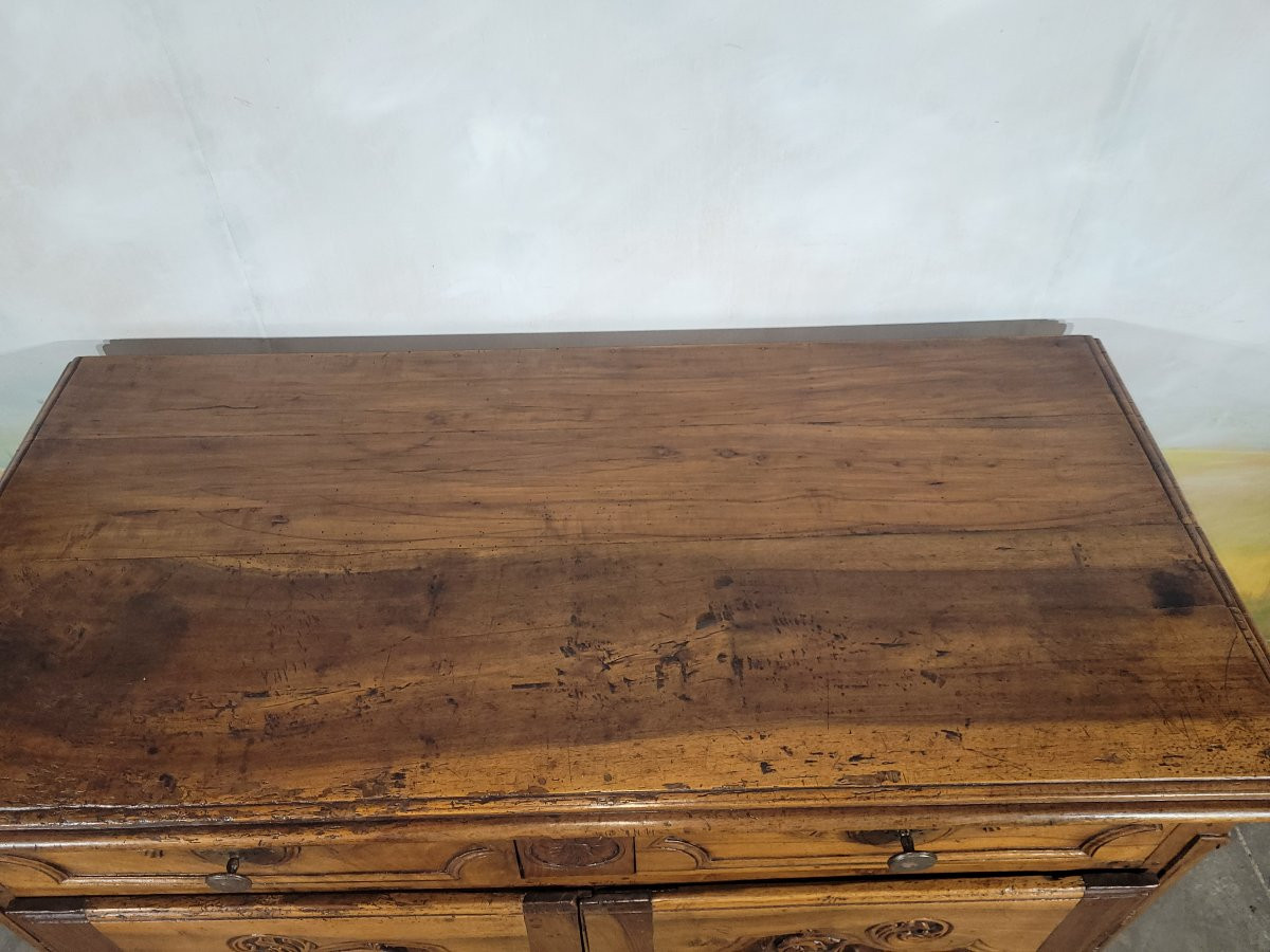 Low Sideboard In Solid Walnut, 18th Century-photo-5