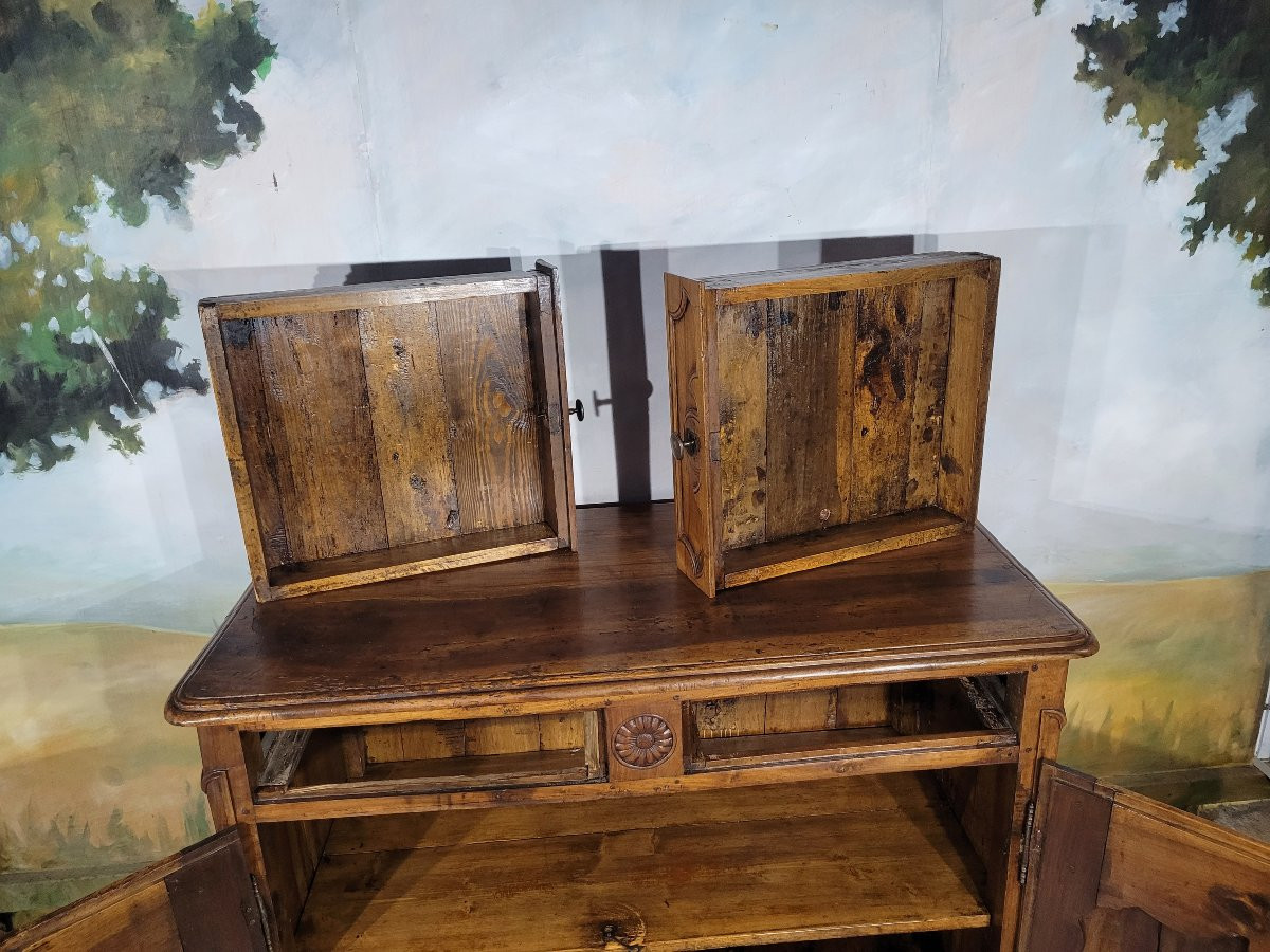 Low Sideboard In Solid Walnut, 18th Century-photo-7