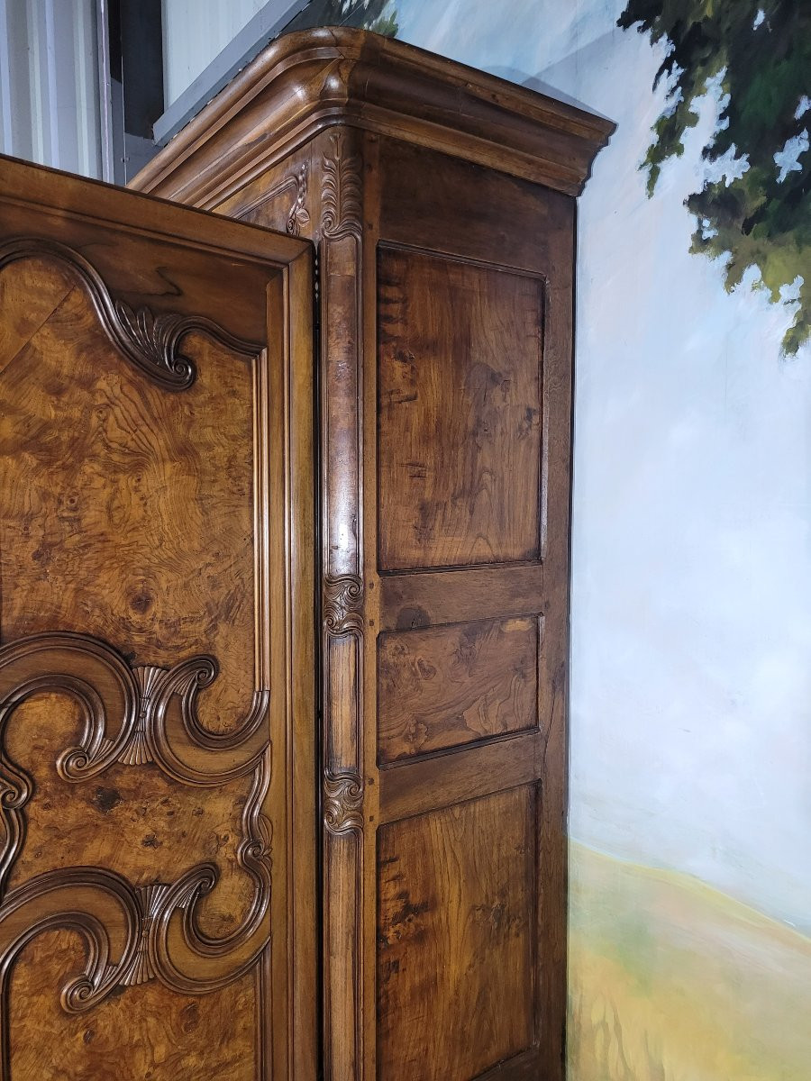 Louis XV-style Bressane Wardrobe-photo-1