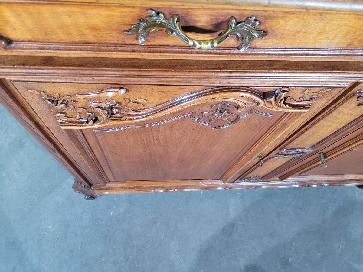 Tall, Two-section Glass-fronted Sideboard-photo-8