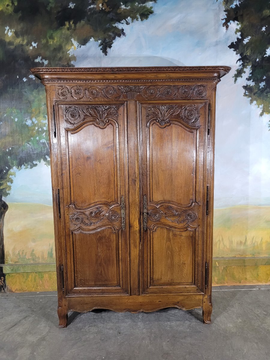 Armoire Louis XV en chêne