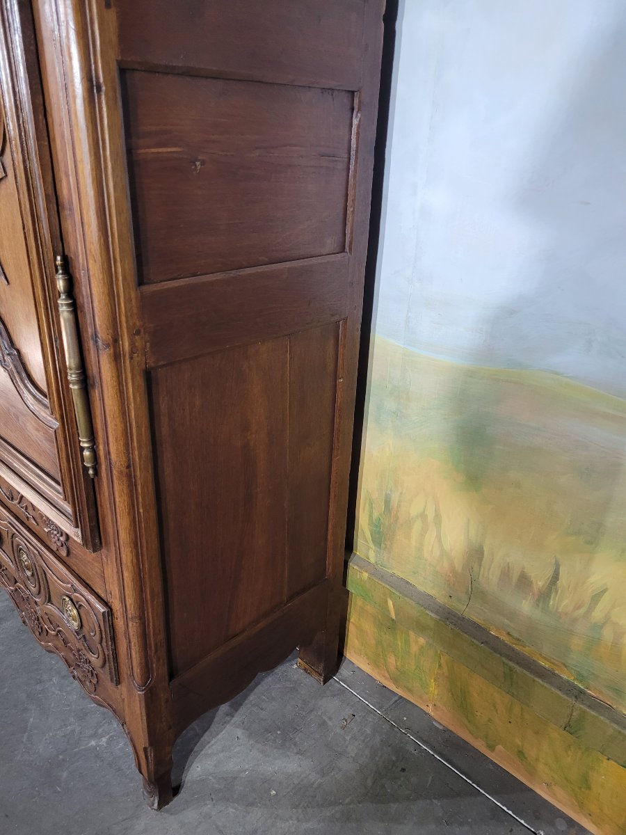 Carved Louis XV Oak Cabinet-photo-4