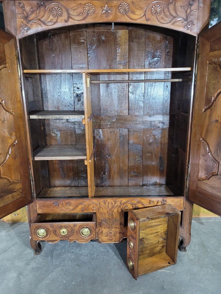 Louis XV Cabinet In Walnut And Oak-photo-4