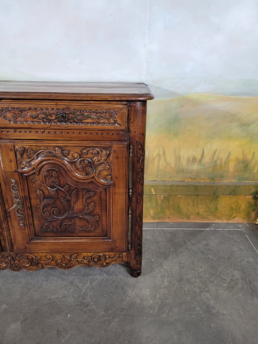 Buffet sculpté  Louis XV en noyer-photo-3