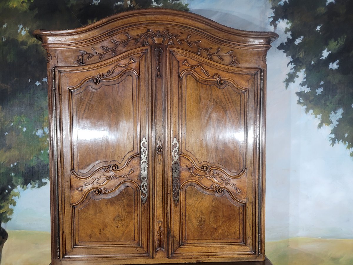 Two-section Louis XV Sideboard With A &amp;quot;gendarme&amp;#039;s Cap&amp;quot; Top-photo-3