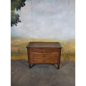 Petite commode Louis XVI en chêne