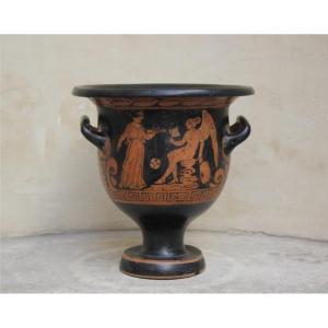 Late IV Bc. J.-c. - Bell-shaped Krater - Apulian Workshop (greater Greece)