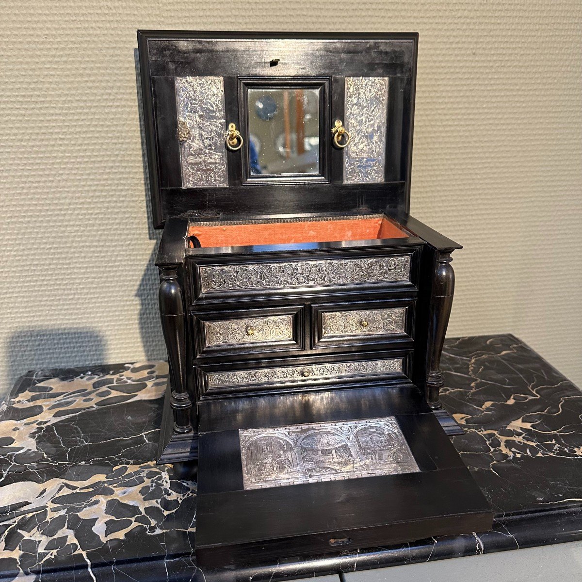 Antwerp Cabinet In Ebony And Silver From The 17th Century-photo-2