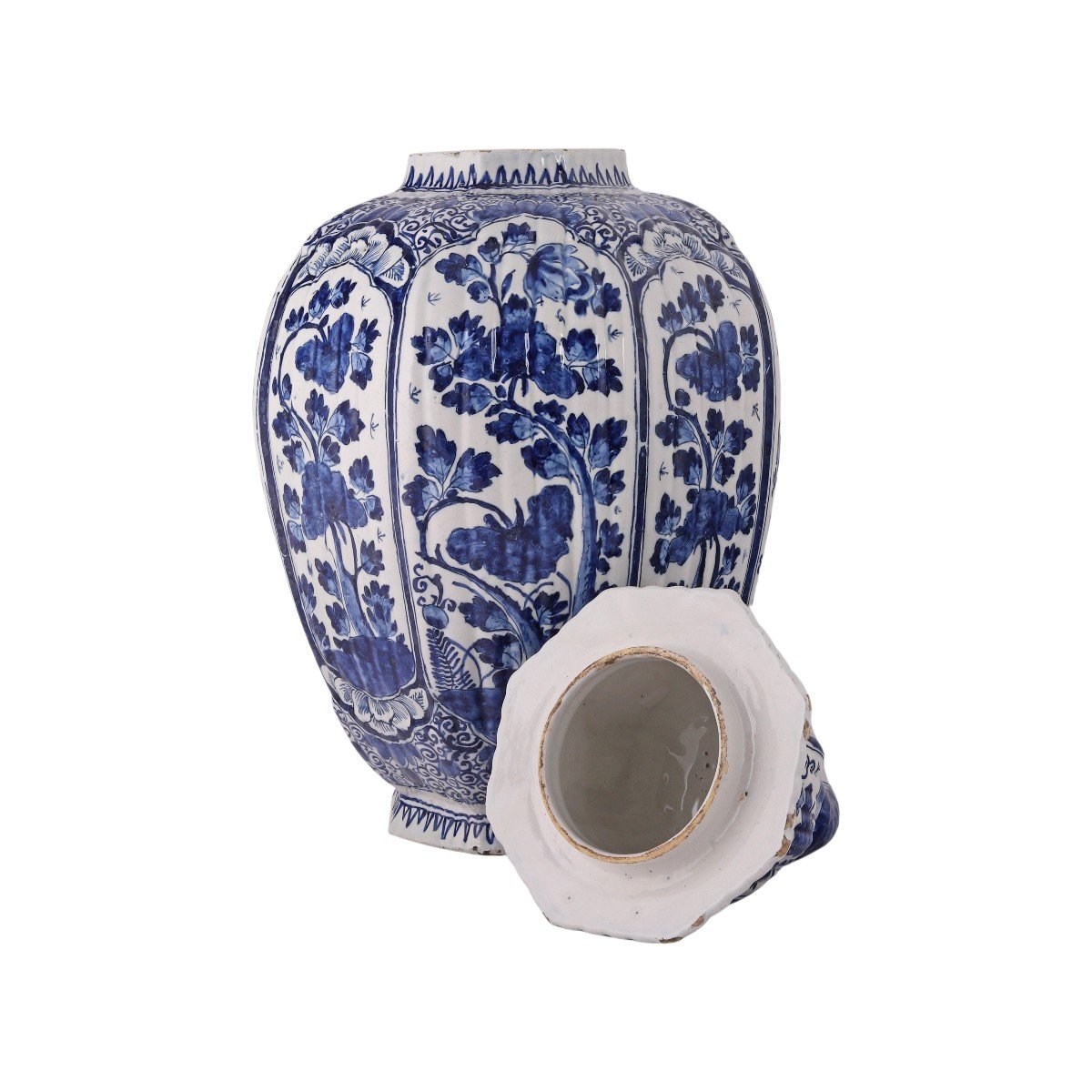 Large Early 18th Century Delftware Lidded Vase With Lion On Top-photo-1