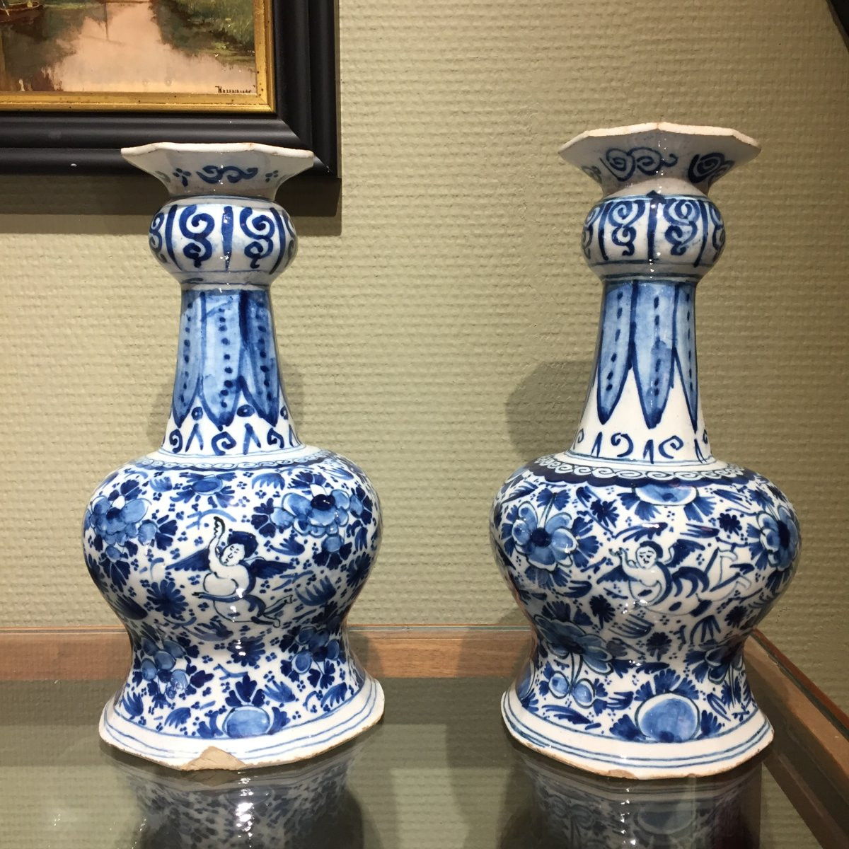 Ensemble De Deux Vases En Faïence De Delft à Décor Les Anges, XVIIIe Siècle-photo-3