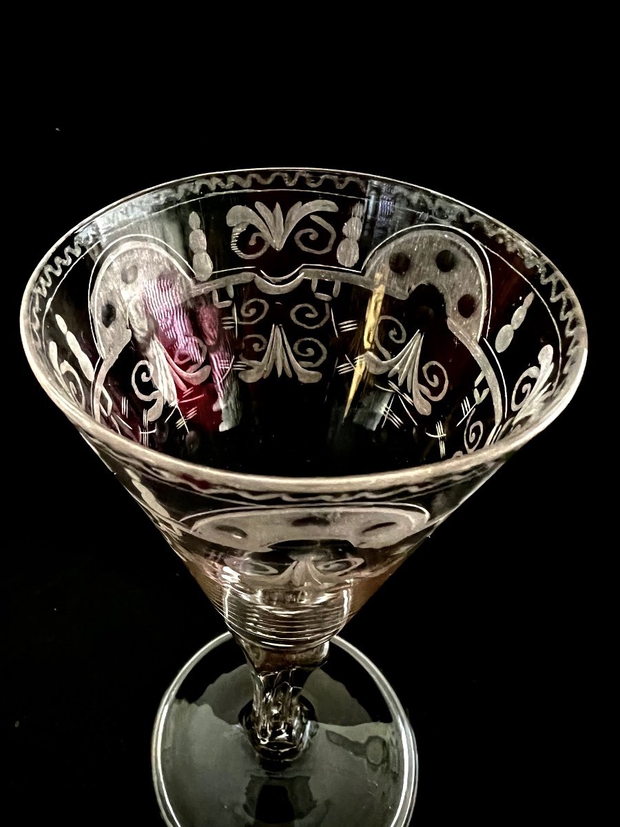 Grand Verre Soufflé Et Gravé début 18ème siècle-photo-2