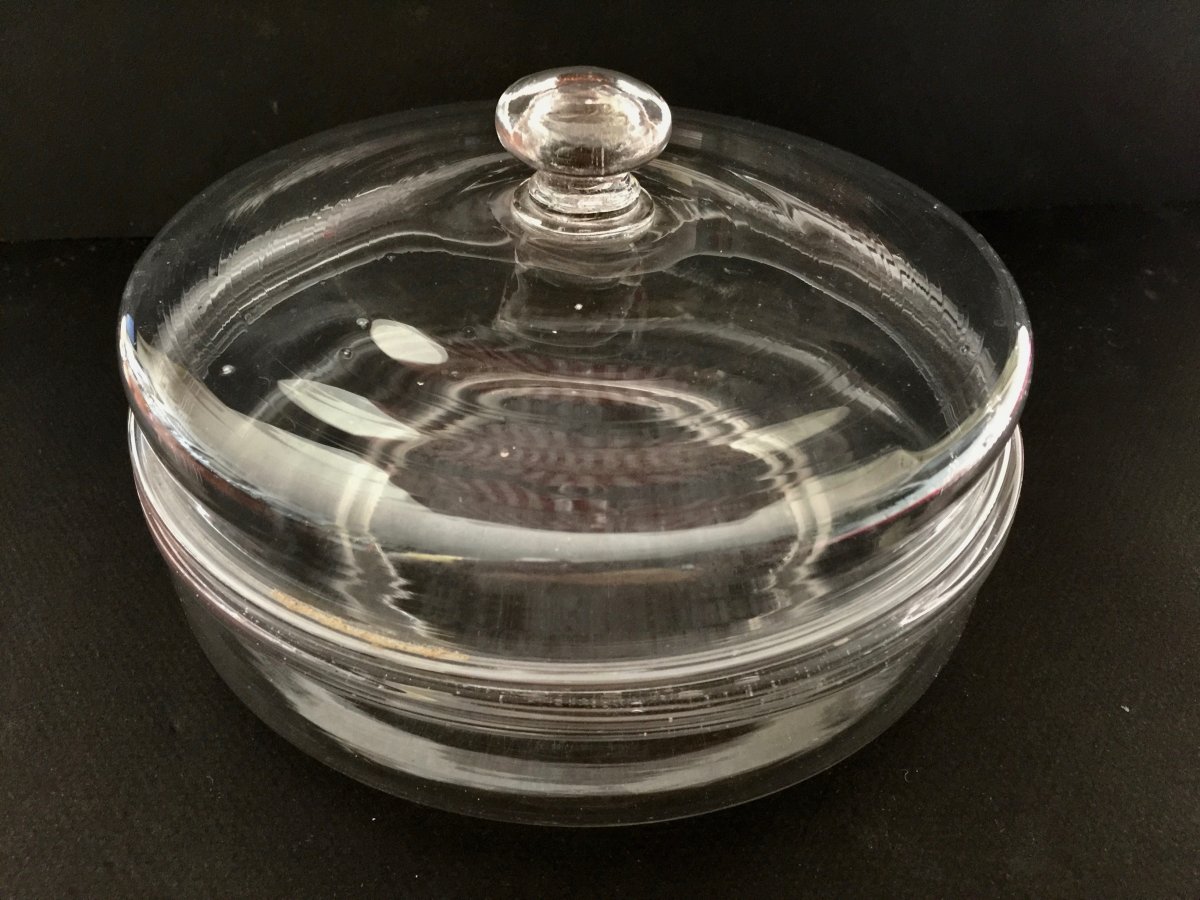 Bowl In Blown Glass XVIII Century
