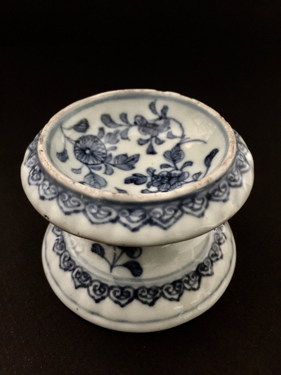 Pair Of China Porcelain Salerons Early 18th Century-photo-1