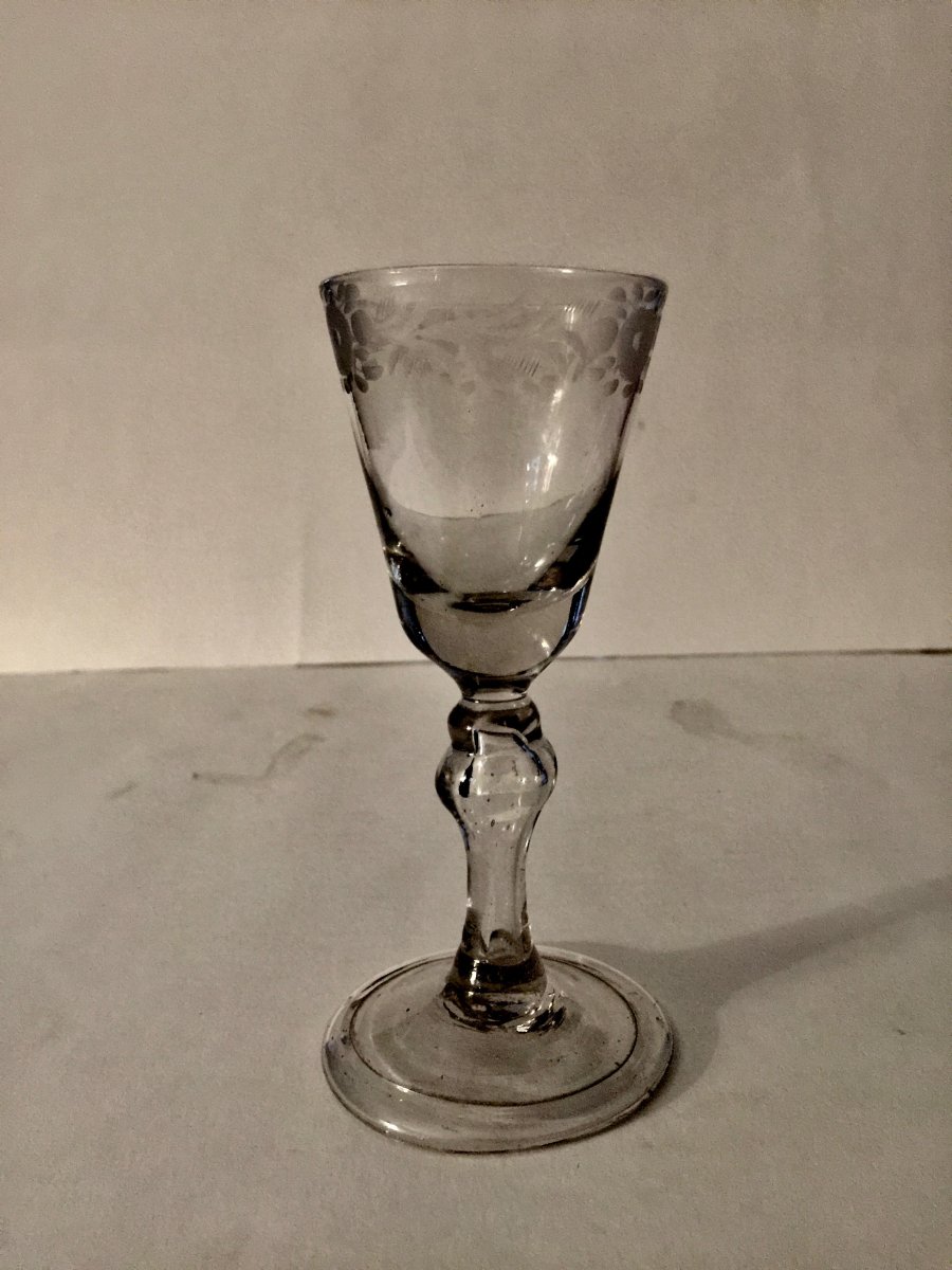 Verre Soufflé Et Gravé 18 ème Siècle