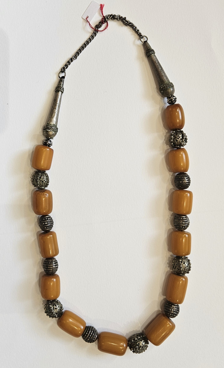 Antique Yemeni Necklace Of Silver And Copal Beads