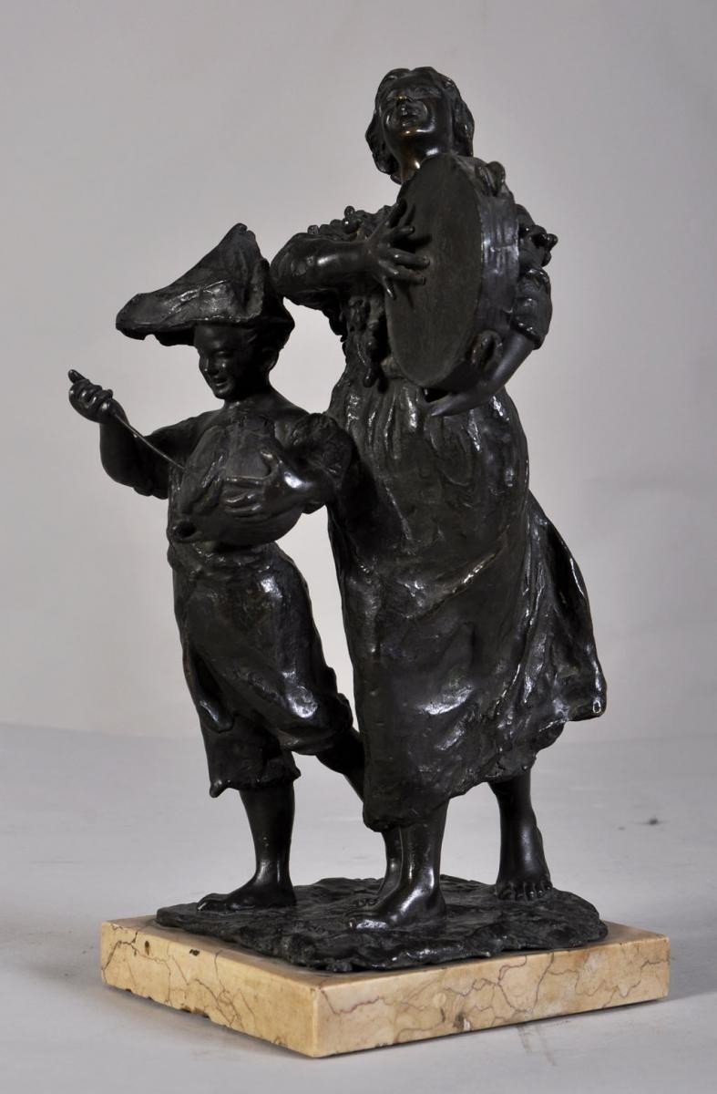 Les musiciens de rue", Sculpture En Bronze à patine brune -photo-2