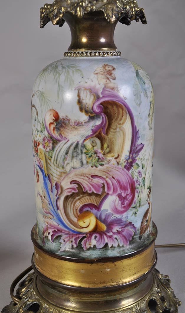 Paire De Lampe En Porcelaine à Décor De Singe Et d'Oiseaux Exotiques-photo-2