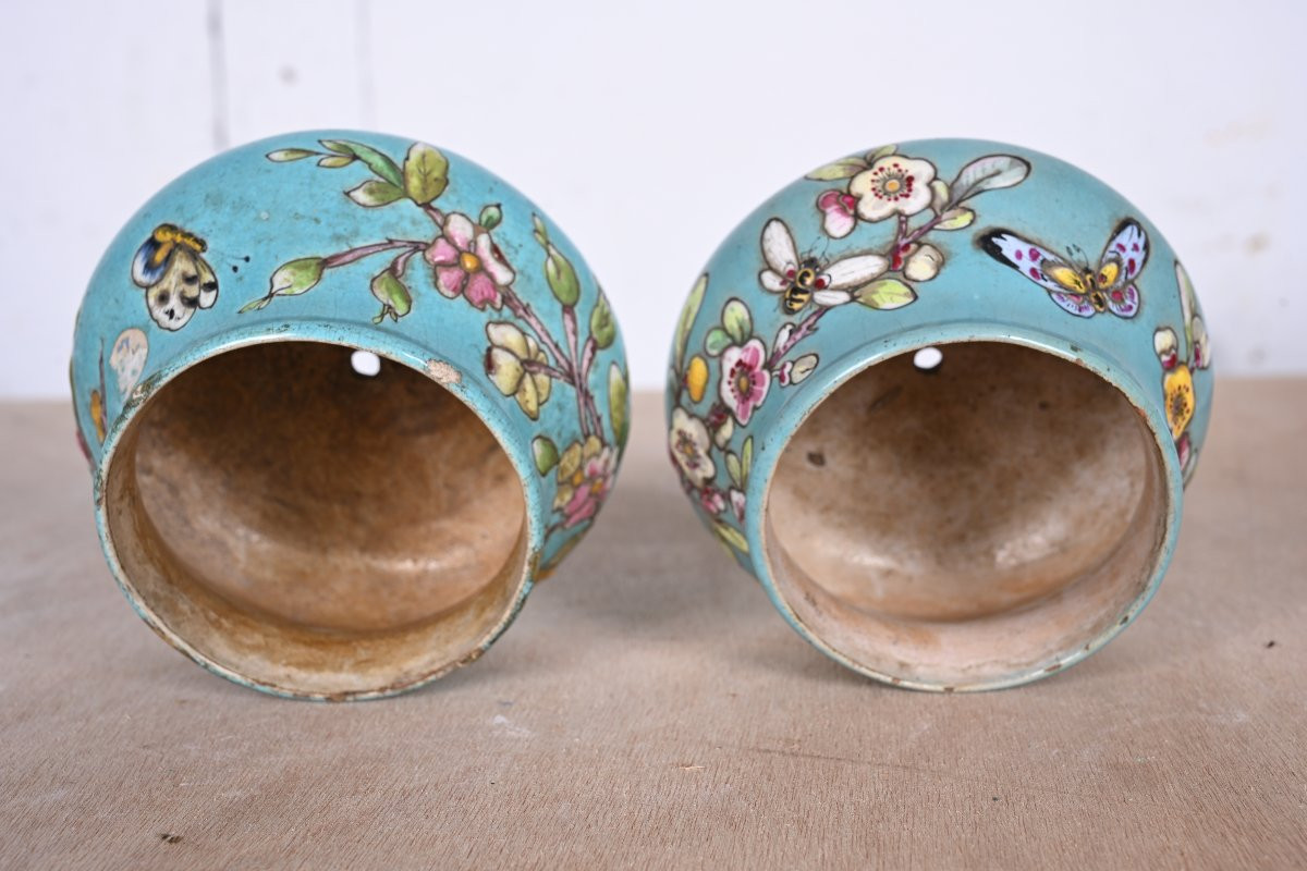 Émile GALLÉ – Paire de vases en faïence émaillée bleue aux lettres "EB"-photo-1