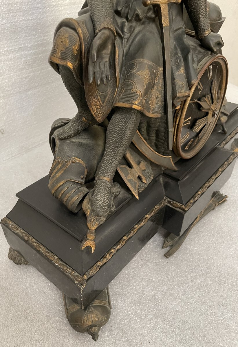 Pendule en bronze et marbre, représentant un chevalier en armure, d’après Jean-François GECHTER-photo-3