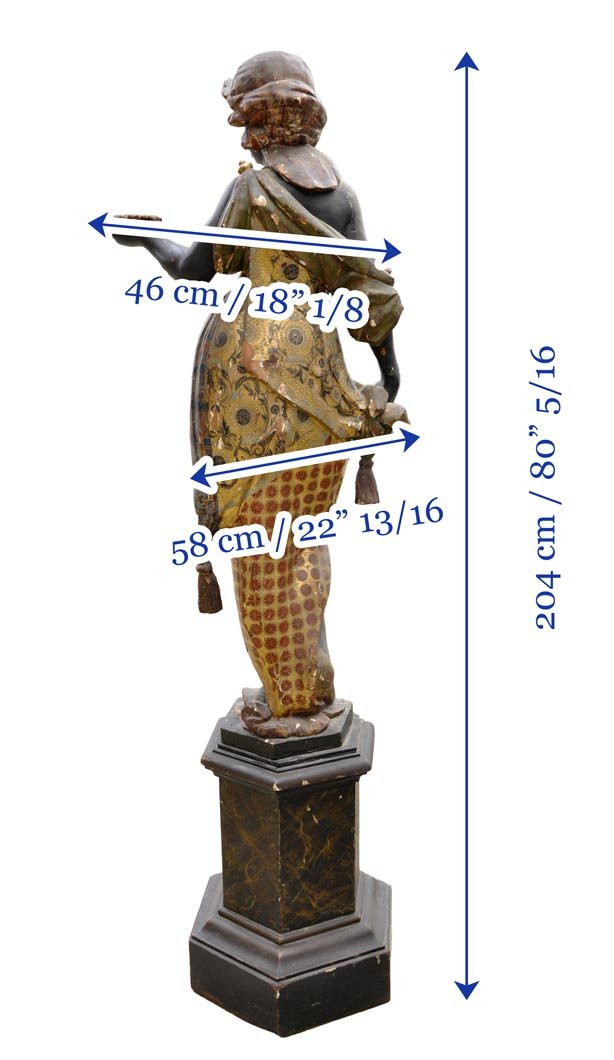 Nubienne porte-torchère en bois polychrome sculpté et doré-photo-1