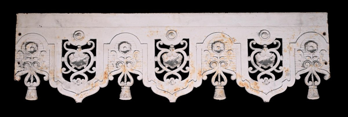 Frise de passementerie de style Louis XVI en fer peint-photo-3