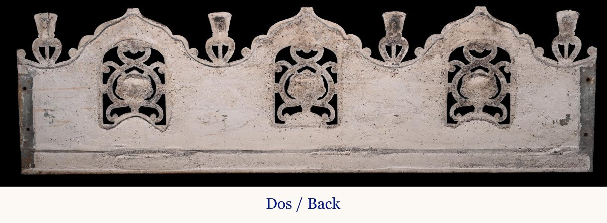 Frise de passementerie de style Louis XVI en fer peint-photo-1