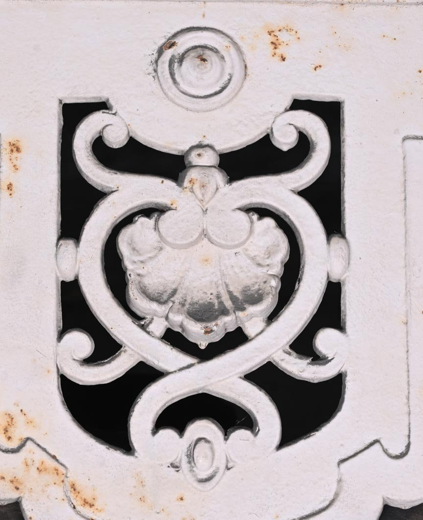 Frise de passementerie de style Louis XVI en fer peint-photo-6