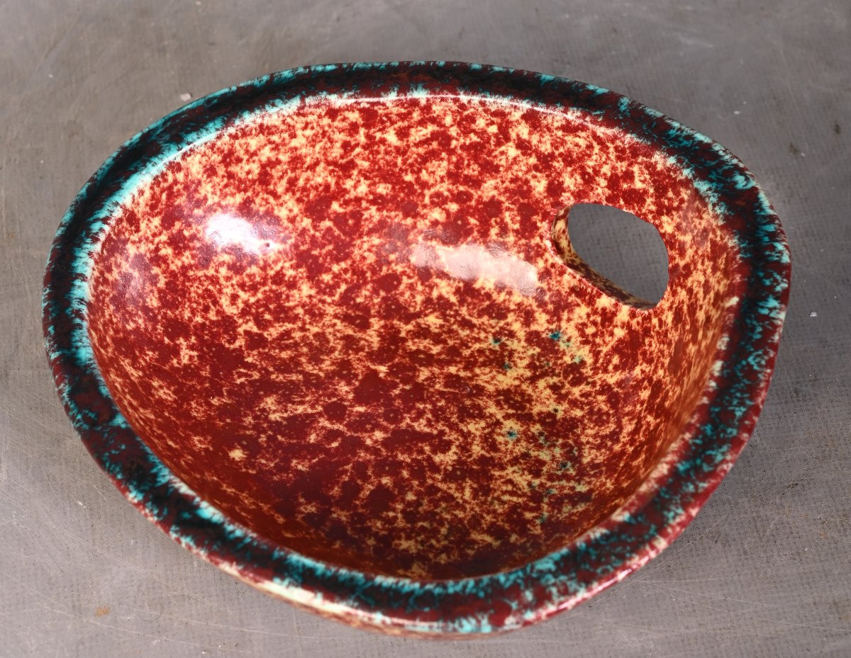 Signed Glazed Ceramic Bowl With A Hollow Rim, Accolay Pottery-photo-1